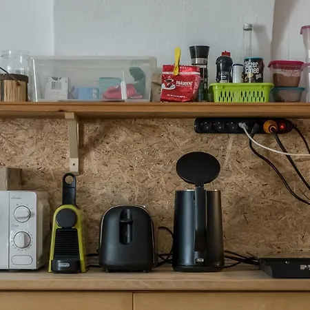 アパート Very Old House