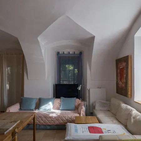 Lägenhet Very Old House Ptice