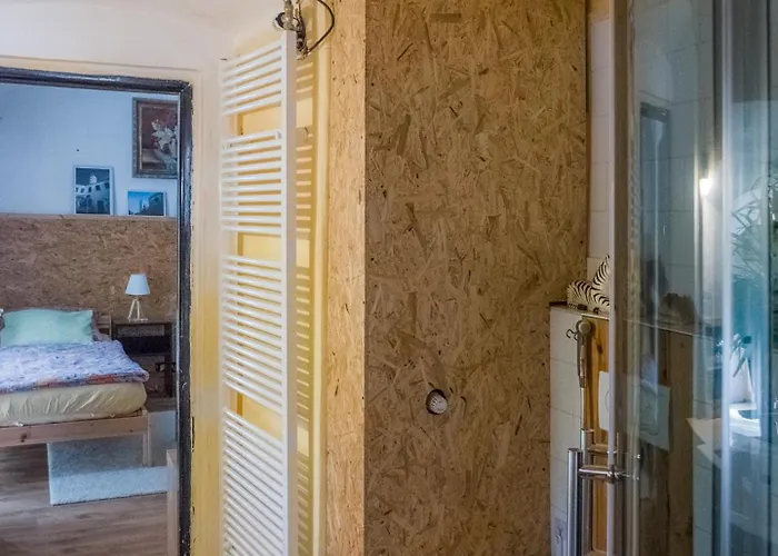 Very Old House Lägenhet